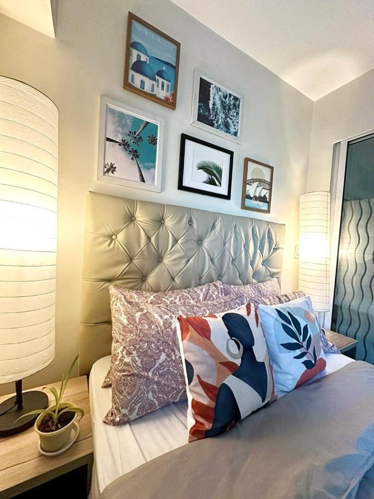 Acqua Private Residence Livingstone Tower Condo Unit With Free Wifi Manila Exteriér fotografie